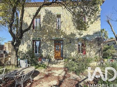 Maison - 227 m² - 10 pièces