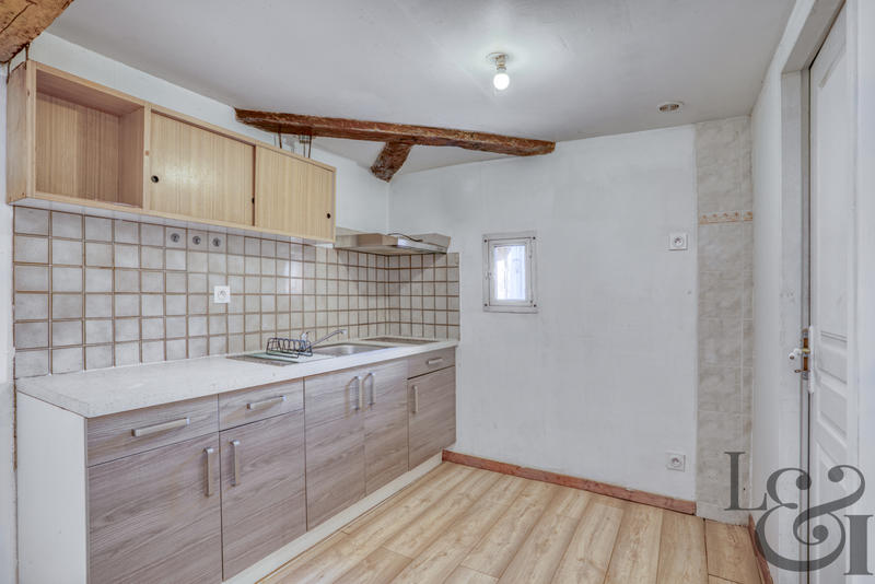 Maison - 304 m² - 16 pièces