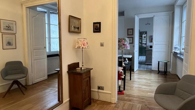 Immeuble - 450 m² - 12 pièces