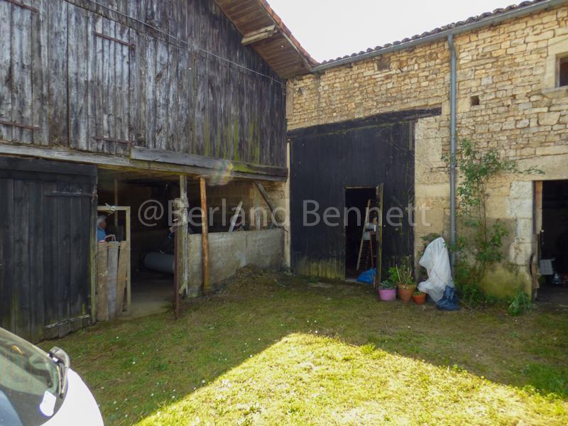 Maison en pierre - 112 m² - 6 pièces