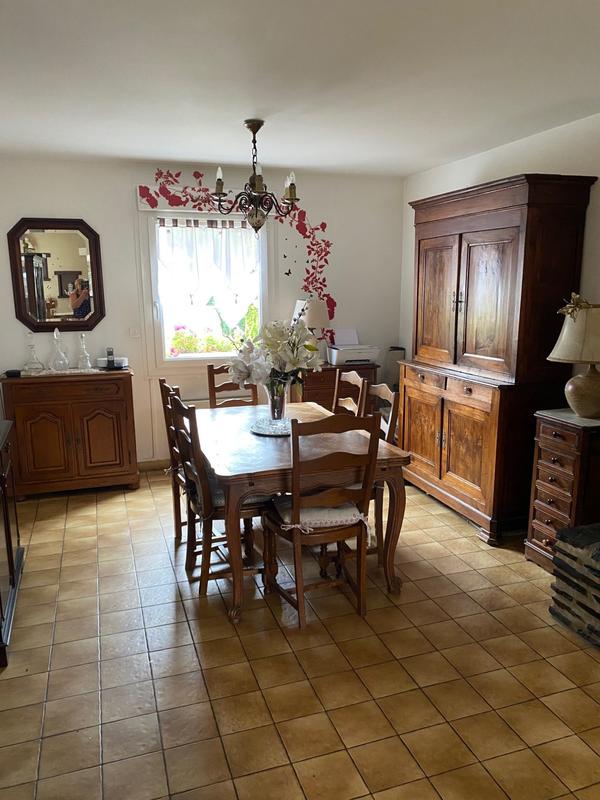 Maison traditionnelle - 113 m² - 7 pièces