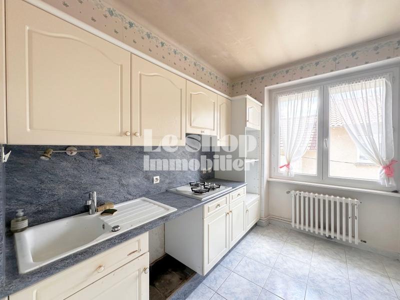 Maison - 190 m² - 9 pièces