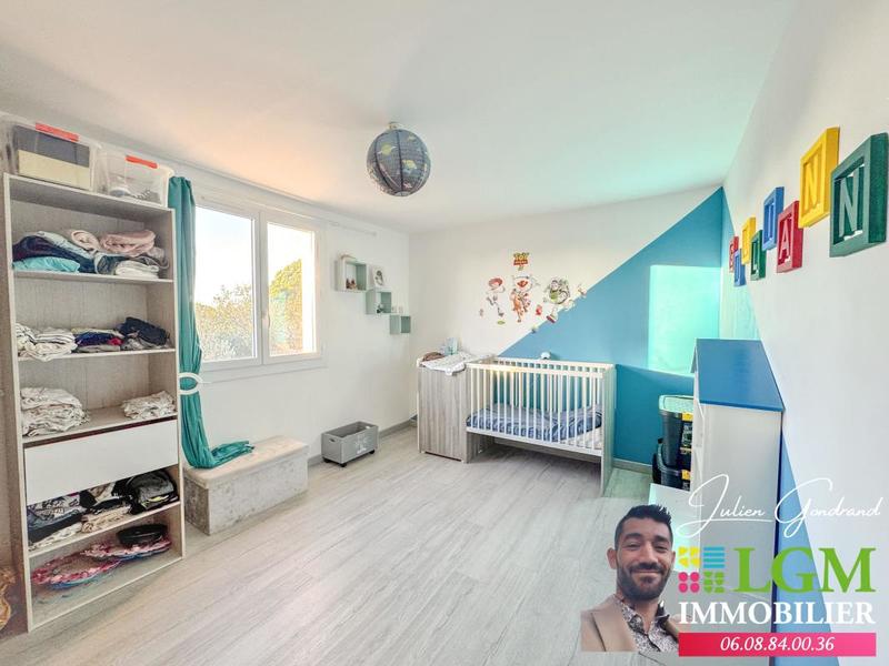 Maison - 165 m² - 8 pièces