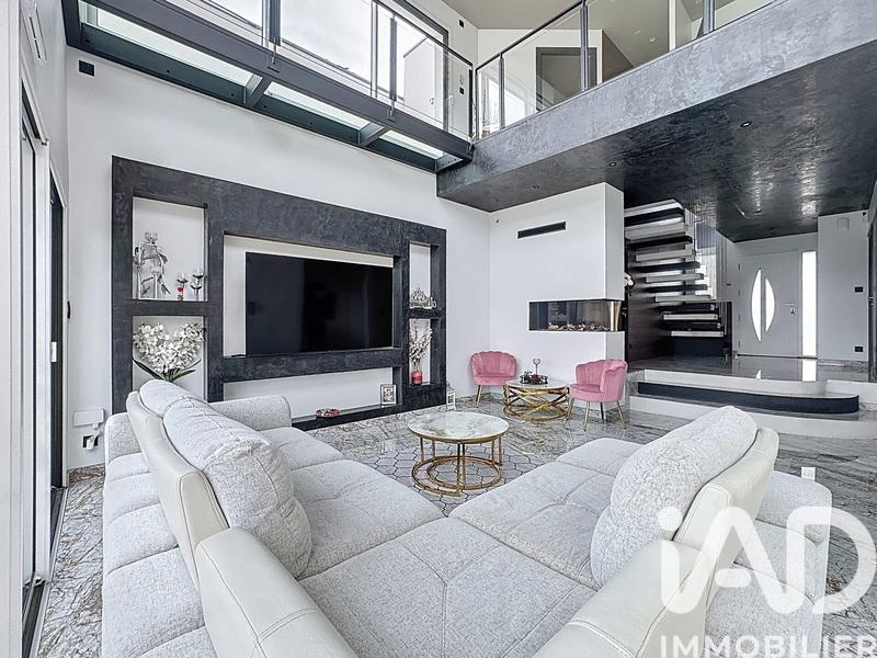 Maison - 147 m² - 5 pièces