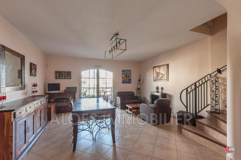 Maison - 101 m² - 4 pièces