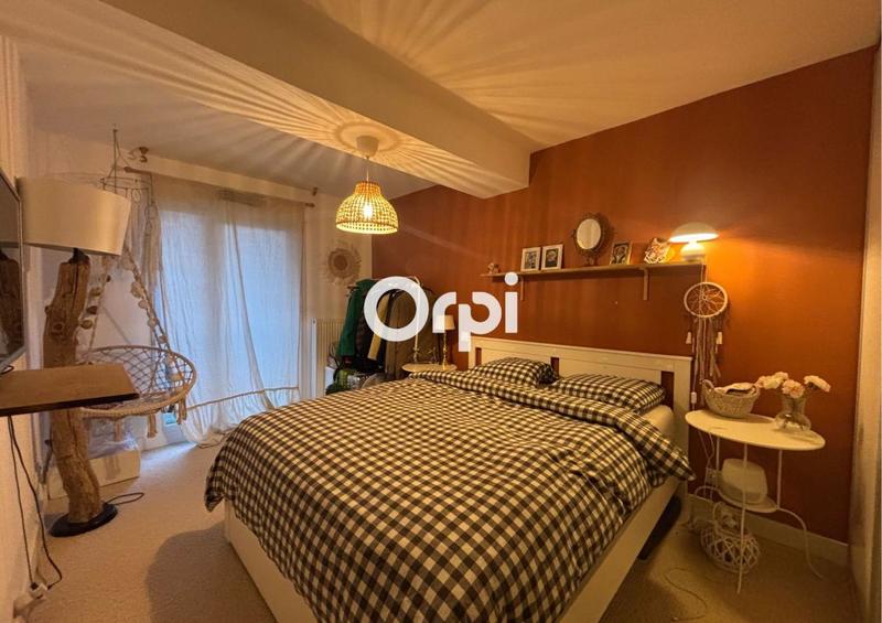 Appartement - 92 m² - 4 pièces