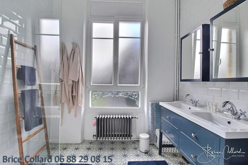 Maison - 158 m² - 8 pièces