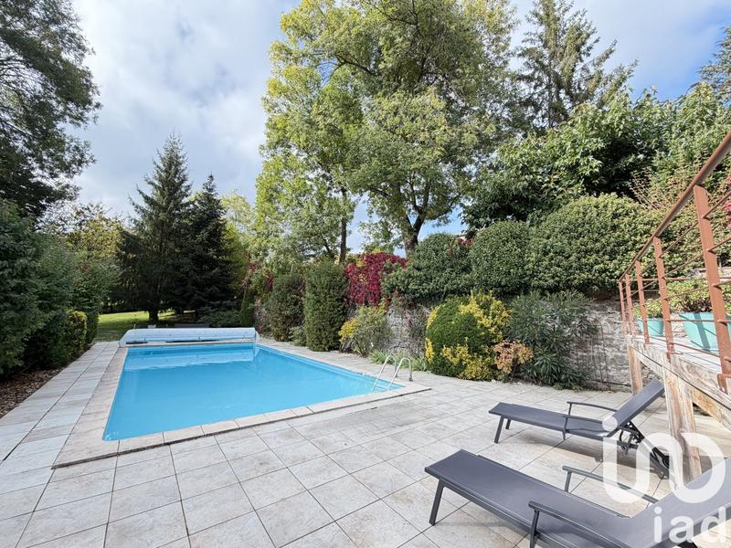 Maison - 272 m² - 5 pièces