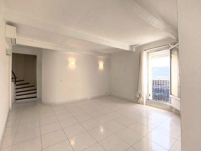 Appartement - 112 m² - 4 pièces