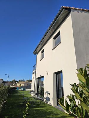 Maison - 100 m² - 4 pièces