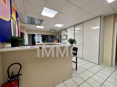 Bureau - 162 m² - 9 pièces