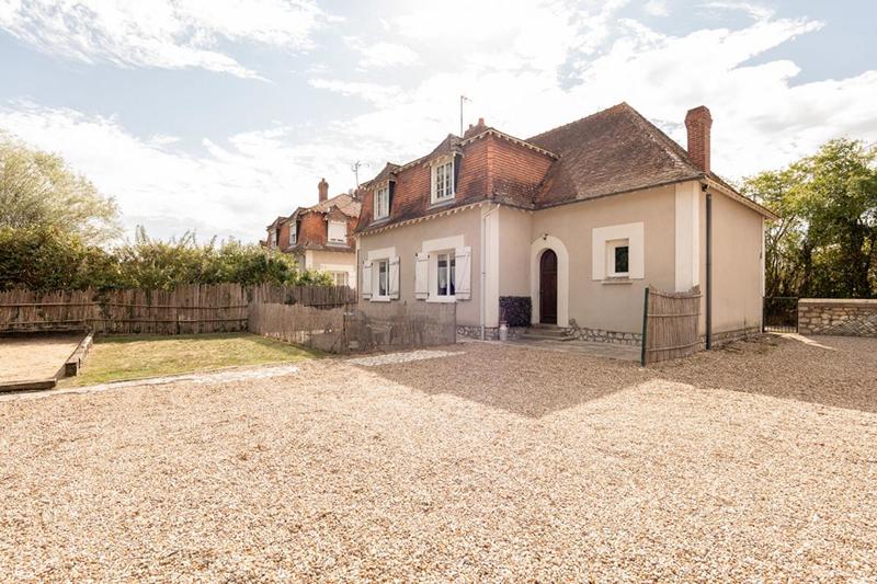 Maison - 296 m² - 14 pièces