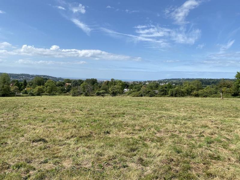Terrain constructible - 1 001 m²