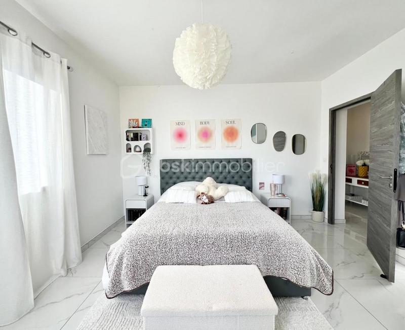 Villa - 140 m² - 5 pièces