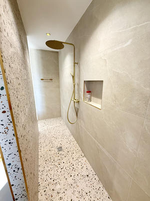 Maison - 180 m² - 6 pièces