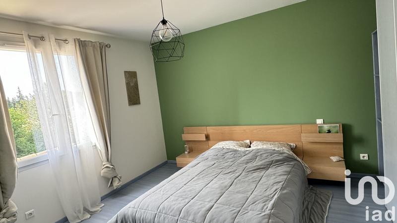 Maison - 234 m² - 12 pièces