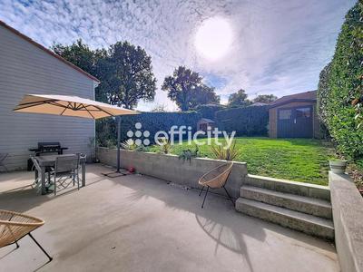 Pavillon - 90 m² - 4 pièces