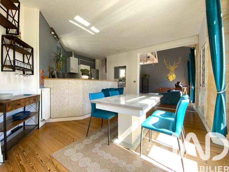 Appartement - 94 m² - 3 pièces