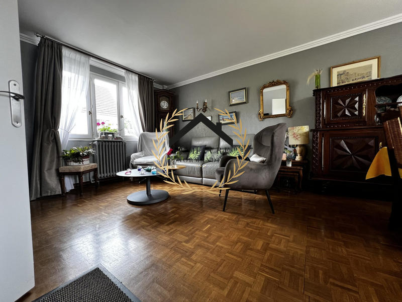 Maison traditionnelle - 91 m² - 4 pièces