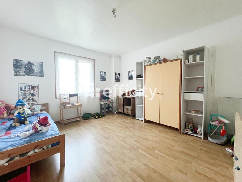 Maison de bourg - 150 m² - 6 pièces