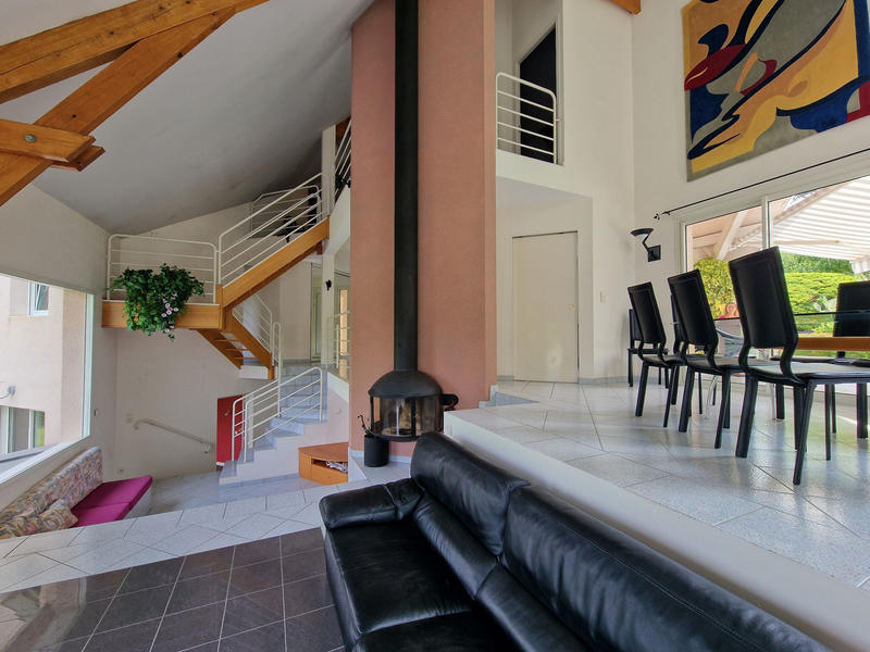 Maison - 185 m² - 8 pièces