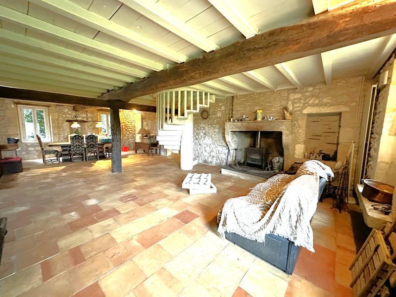 Maison ancienne - 176 m² - 6 pièces