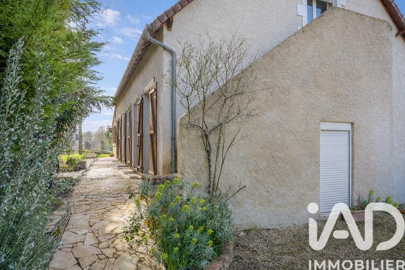 Maison - 185 m² - 6 pièces