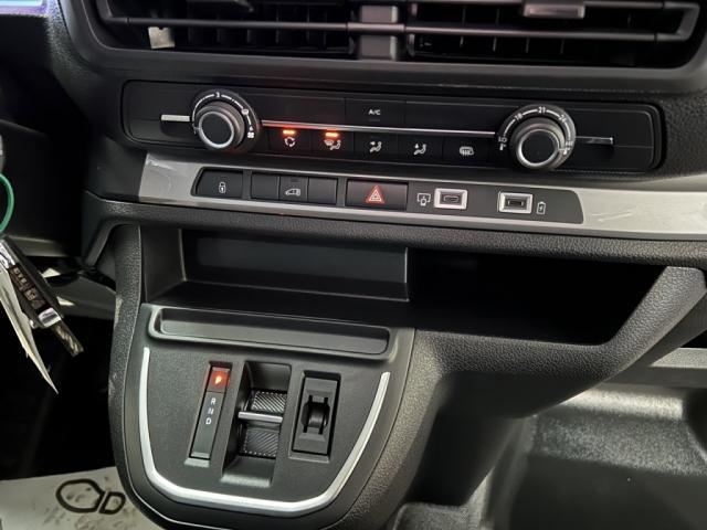 Citroën Jumpy Fourgon 26 658,00 Ht - Xl Long 2.0 BLUEHDi 180 Ch Eat8 Pack Look Camera Moduwork Apple Carplay Expert