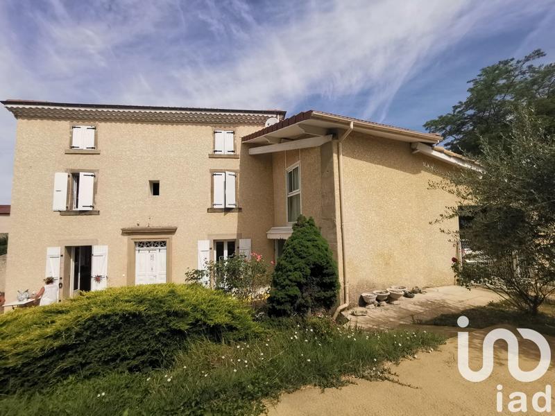 Maison - 165 m² - 9 pièces