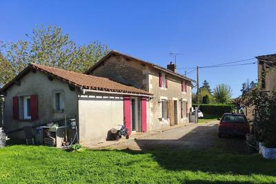 Maison - 105 m² - 4 pièces