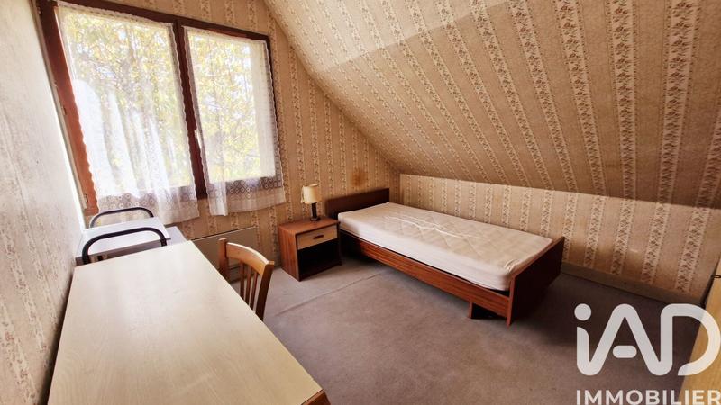 Maison - 159 m² - 9 pièces