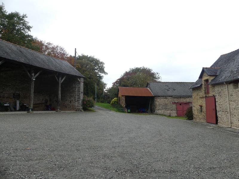 Maison - 203 m² - 7 pièces