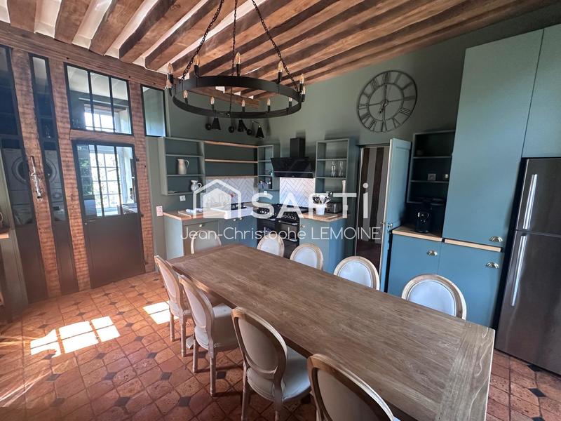 Propriété - 430 m² - 12 pièces