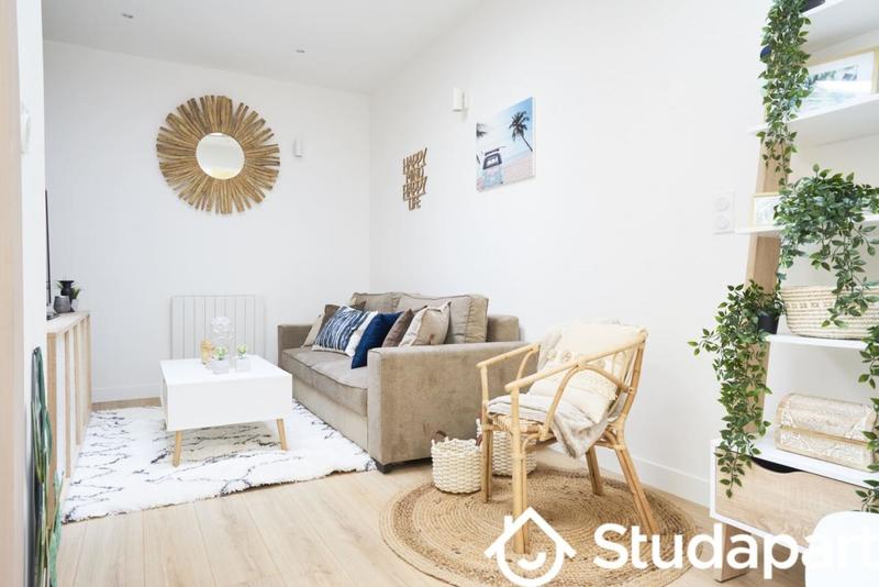 Chambre - 14 m² - 1 pièce