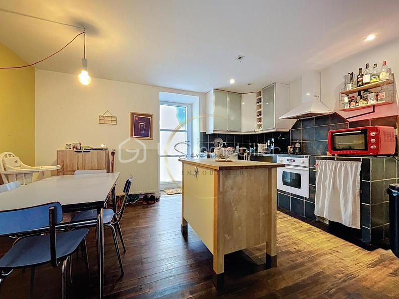 Maison de village - 90 m² - 3 pièces