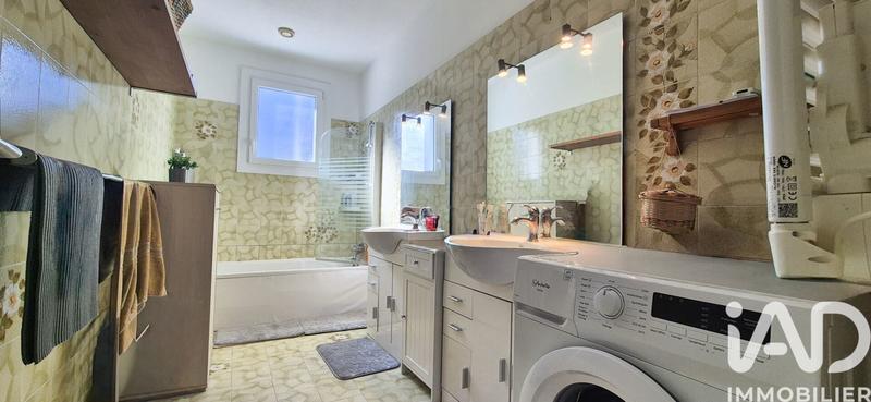 Maison - 159 m² - 8 pièces