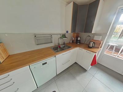 Maison - 180 m² - 7 pièces