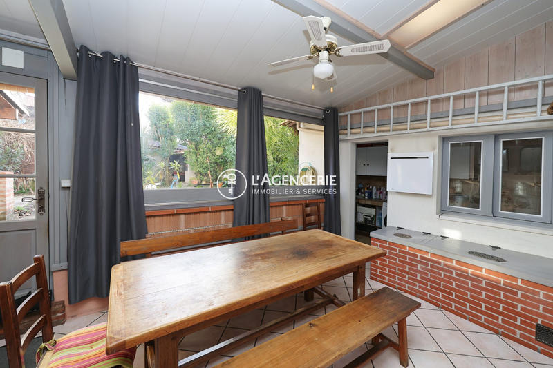 Maison - 207 m² - 6 pièces