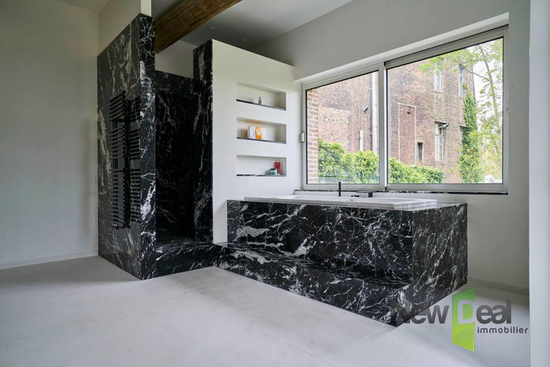 Demeure - 560 m² - 15 pièces