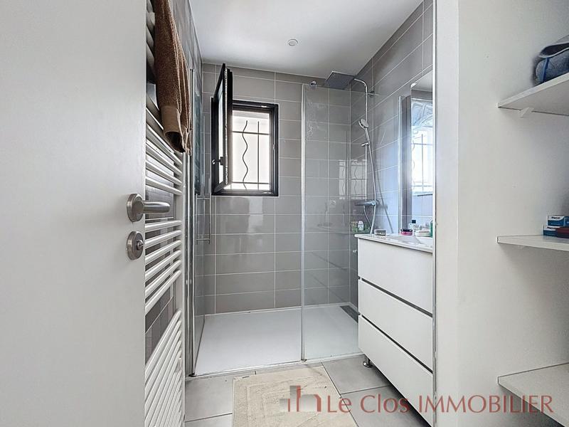 Maison - 171 m² - 7 pièces