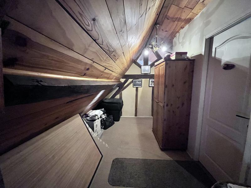 Maison traditionnelle - 240 m² - 6 pièces