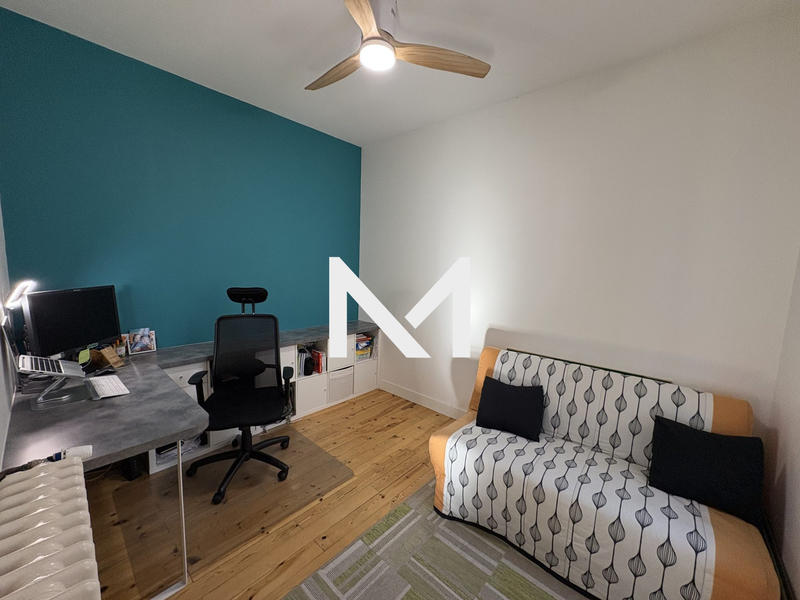 Maison - 90 m² - 5 pièces