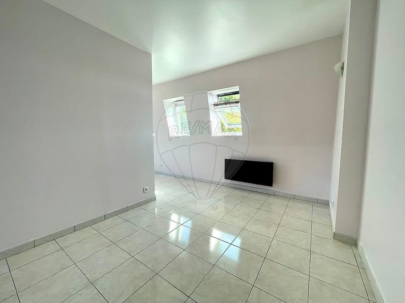 Appartement - 75 m² - 4 pièces