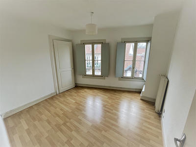 Appartement - 82 m² - 4 pièces