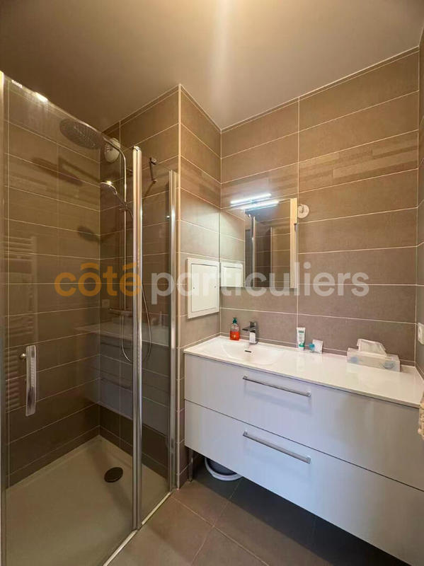 Appartement - 85 m² - 4 pièces