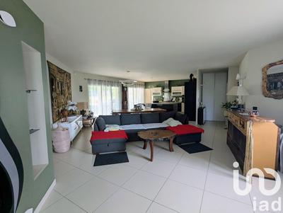 Maison - 193 m² - 6 pièces
