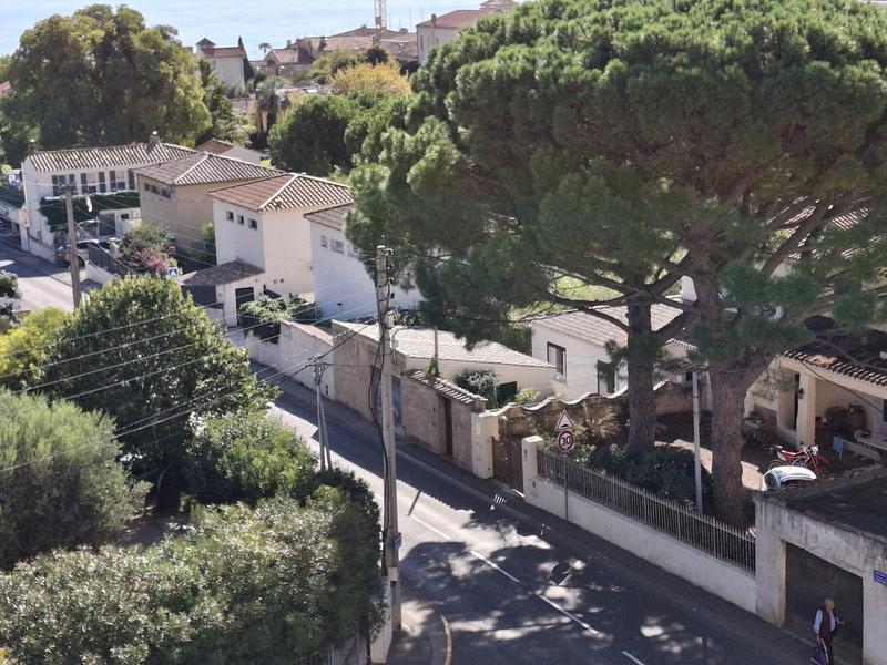 Appartement - 90 m² - 3 pièces