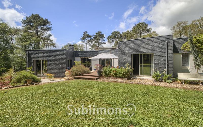 Maison - 291 m² - 6 pièces