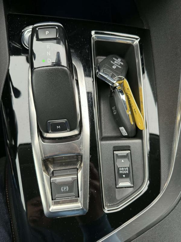 Peugeot 3008 1.5 BlueHDi Eat8 s&amp;S 130 Cv