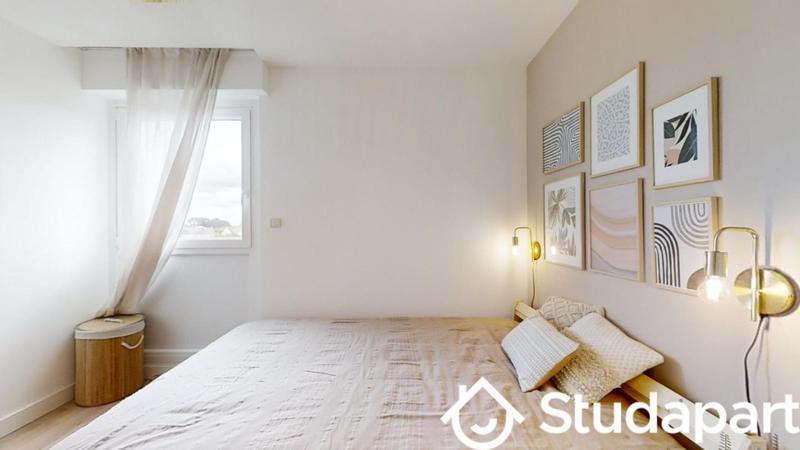 Chambre - 9 m² - 1 pièce